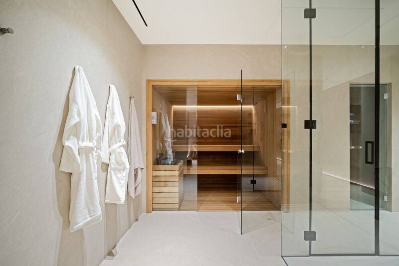 Foto cdbf3088-be27-41b3-aef5-4d43776e6106. Casa amb piscina a La Quinta Benahavís