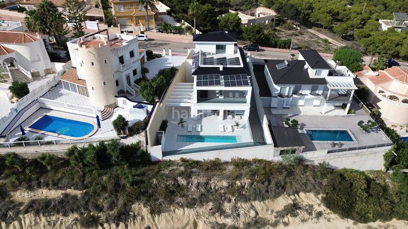 Foto 14ca8552-d164-4ee8-a527-e936829f037e. Casa amb piscina a Rojales