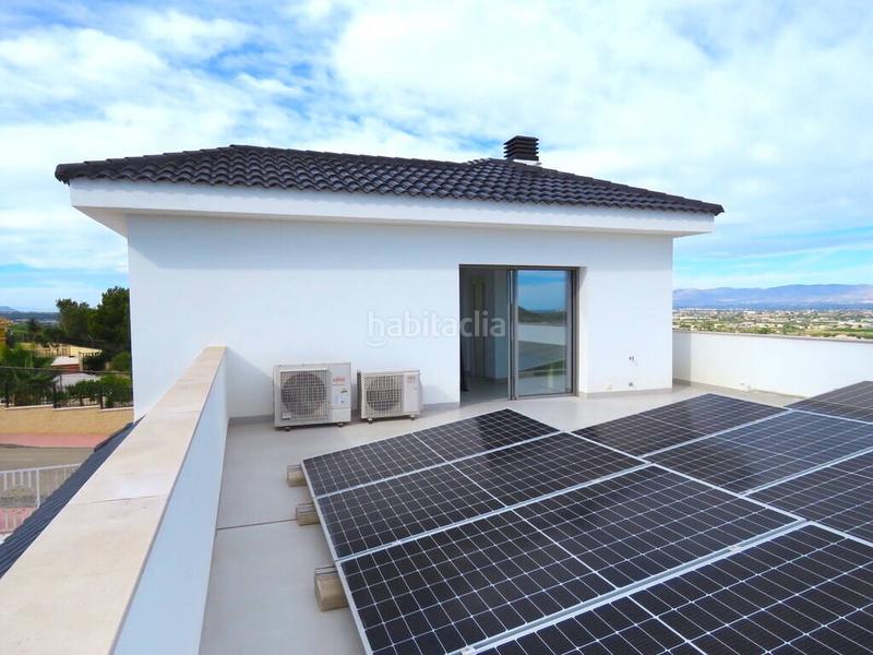 Foto e3dd6636-af2f-4eaa-9117-1e31a4c4c44c. Casa amb piscina a Rojales