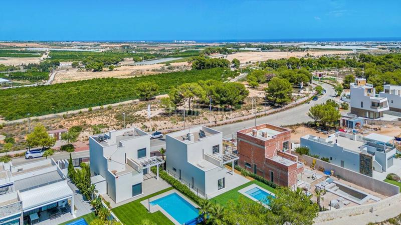 Foto d78032d2-c03c-48b8-b3a3-56034d46dd18. Casa con piscina in El Pinar de Campoverde Pilar de la Horadada