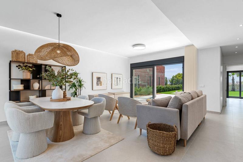 Foto dbc83c25-50e1-4d73-bb64-25d046c272e8. Casa con piscina in El Pinar de Campoverde Pilar de la Horadada