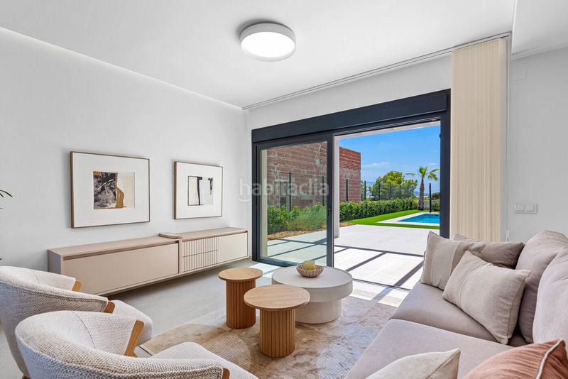 Foto e3e73e01-a6cd-4a75-9757-0ce78636eedd. Casa con piscina in El Pinar de Campoverde Pilar de la Horadada