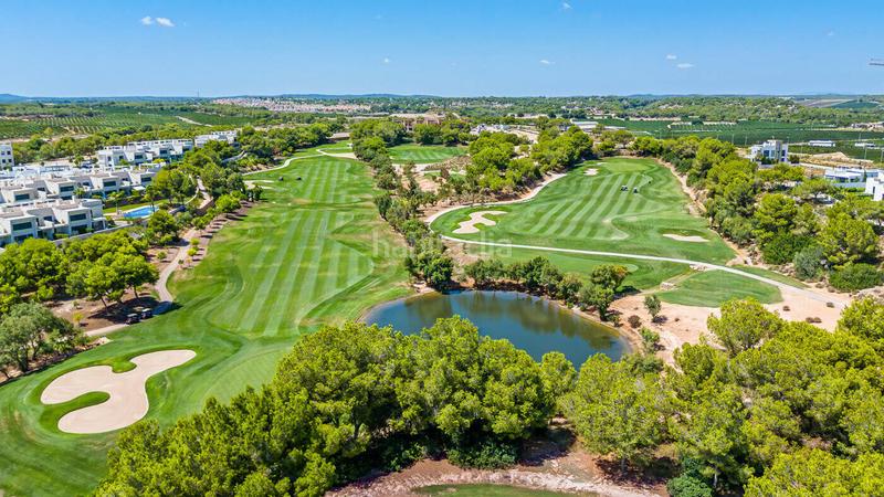 Foto eddc7bdd-fbe6-4f8e-a3de-2b99ed4fb617. Maison avec piscine dans El Pinar de Campoverde Pilar de la Horadada