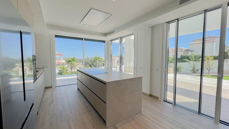 Foto fc59f404-4564-4a2f-bc1e-6b15d4af82a8. Haus mit pool in La Fustera Benissa