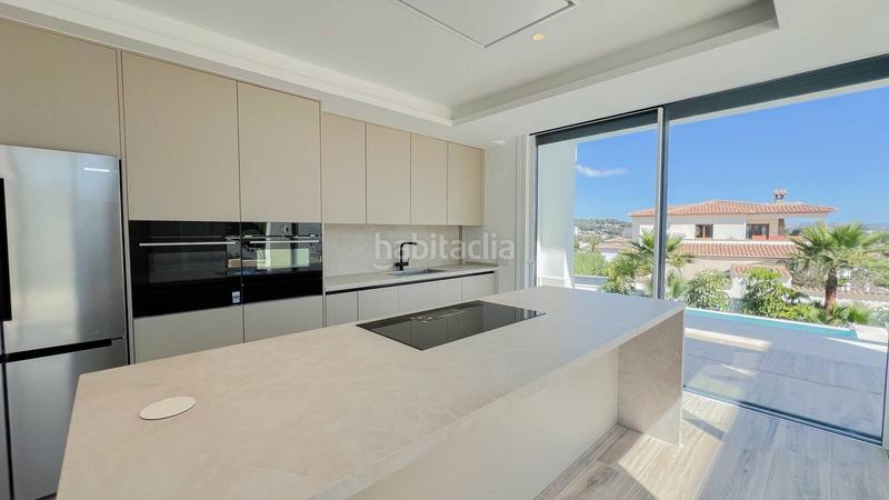 Foto 066c89f8-4b90-4dad-be3c-3427e6bc525b. House with pool in La Fustera Benissa