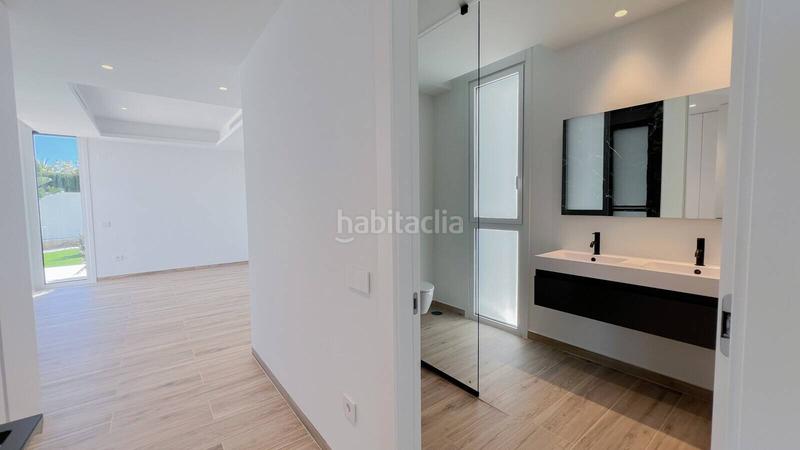 Foto 4c397389-a956-4cb3-8910-768593868ef7. House with pool in La Fustera Benissa