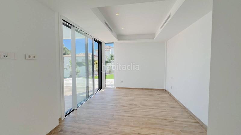 Foto b08b43a8-abf4-4c27-b356-c551676d883b. Maison avec piscine dans La Fustera Benissa