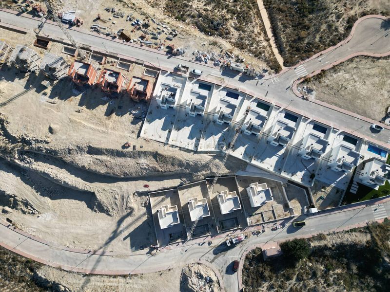 Foto 637efbf8-f7fb-4aa0-a391-837a47d38866. Casa amb piscina a Bonalba-Cotoveta Mutxamel