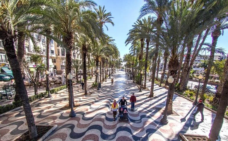 Foto 834c4f58-f154-4861-9864-6c17644befca. Casa en La Marina Elche / Elx