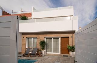 Casa a Jerónimo y Avileses