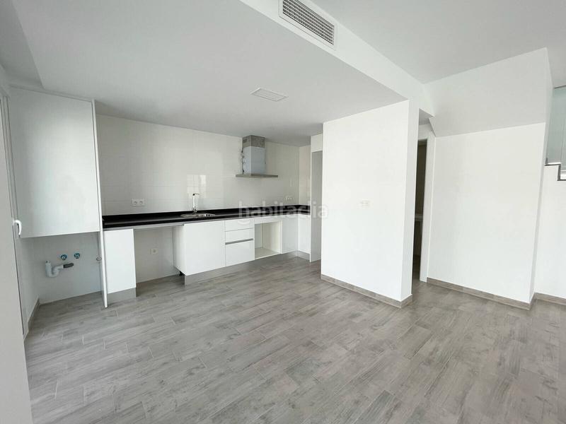 Foto d5c3d123-6ddc-4f96-8f5f-2f67c33de11b. House with pool in Monte y Mar Santa Pola