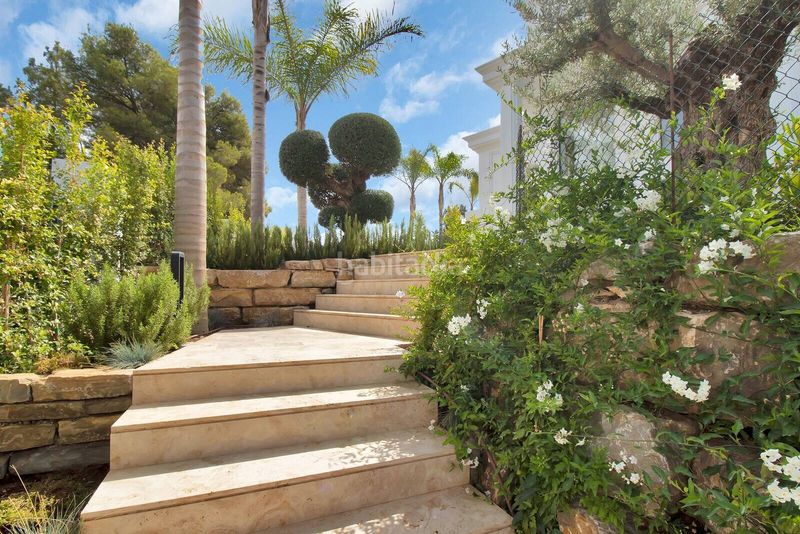 Foto 8efaa3dc-7241-414a-92ba-cc7ca6de00d1. Casa amb piscina a lomas de Marbella club Marbella