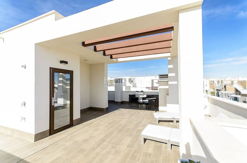 Foto 3a966cf6-5135-406f-8339-e2b1a46378c5. Casa amb piscina a Rojales