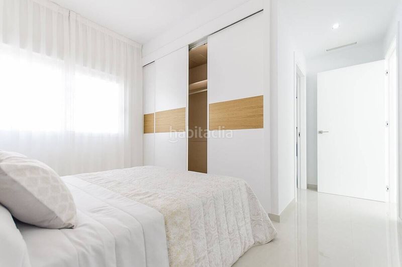 Foto dfdaeb4b-282b-4ff5-b452-5fe0d0d72839. Casa amb piscina a Rojales