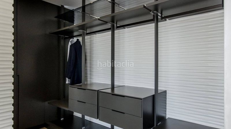 Foto b3f43e60-c583-4210-b23d-9943f39a390e. Casa amb piscina a Campoamor Orihuela