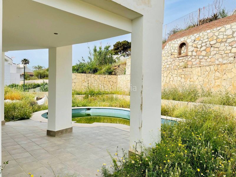 Foto 0e88f054-854d-4909-98c9-9bfcfbc01792. Casa amb piscina a Torremuelle Benalmádena
