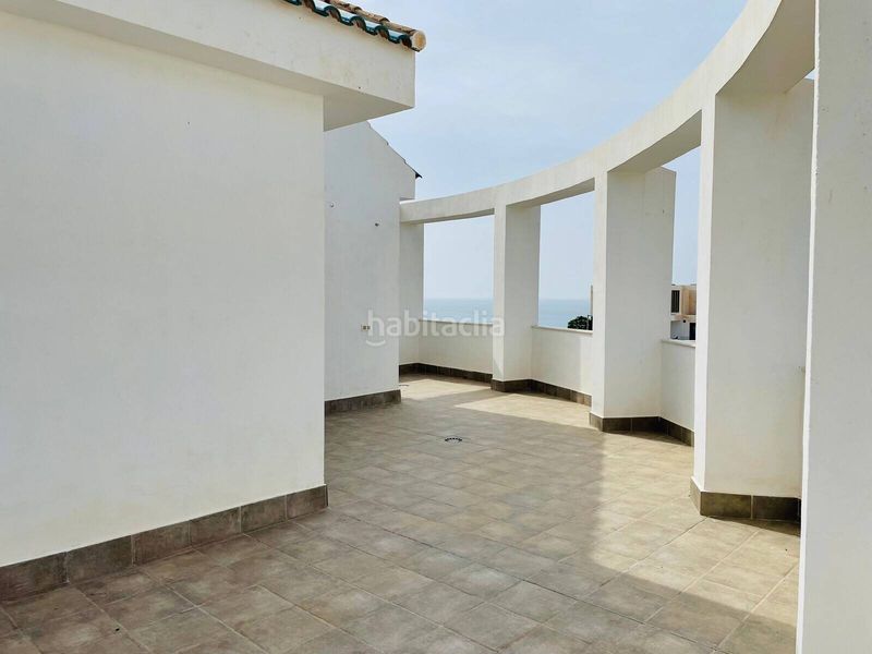 Foto 4562647c-54b3-4502-bfa4-62475ac8d5fe. Casa amb piscina a Torremuelle Benalmádena