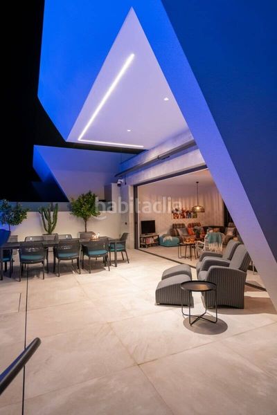 Foto 3a5962f3-b561-4b40-bca6-f1bb28b8e466. Casa amb piscina a Rojales