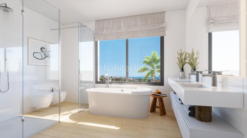 Foto 178bd861-765e-4529-86cd-a60f1c810ba4. Haus mit pool in bahía de Marbella Marbella