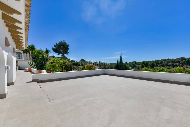 Foto 6f4aa8b0-2142-4d1d-a5e9-870ff799b71a. House with pool in Altea la vella Altea