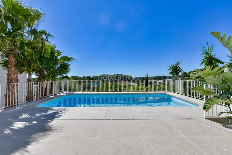 Foto cf48838b-a4db-45e3-8973-5ab9d1871767. House with pool in Altea la vella Altea