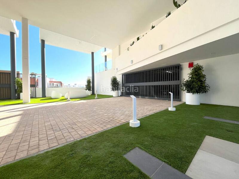 Foto f50bb5ae-8d4b-4cc3-b587-037073a6af51. Apartamento en Las Gaviotas - Carvajal Fuengirola