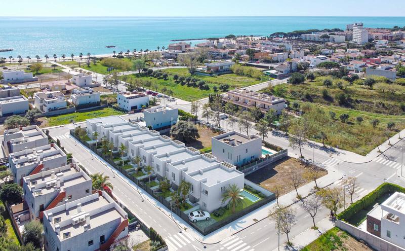 Foto e74e717c-6ba8-4677-9377-d4e3985bce6a. Apartamento en mar Cambrils Cambrils