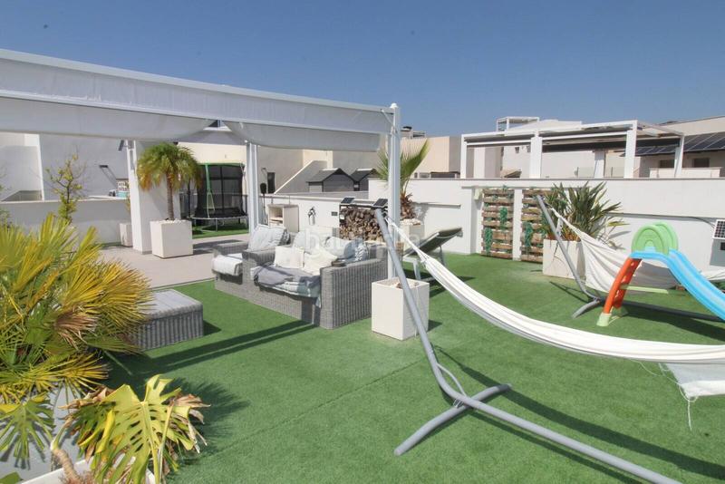 Foto 5d00fecf-4205-4bb0-83c0-e8d375eee047. Casa en Los Almendros Orihuela