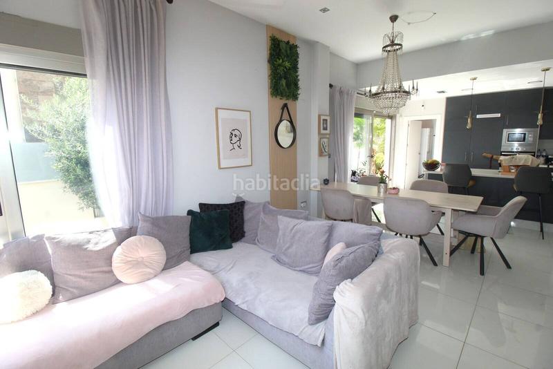 Foto bee76d56-6b3b-4865-8a0a-6193b229714e. Casa en Los Almendros Orihuela