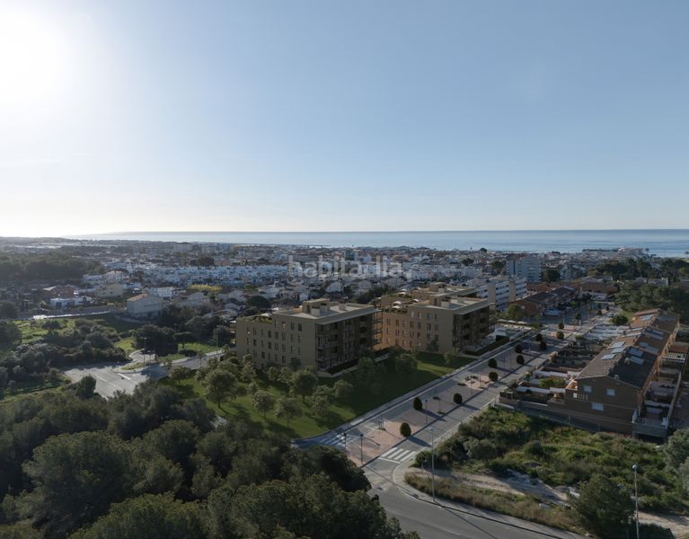 Foto f956f38c-0efa-4dc2-a2eb-262c1551fadc. Piso 116m<sup>2</sup> en carrer de montserrat roig 17 en Cunit residencial Cunit