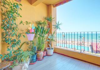 Pis  Avenida horta. Piso vista al mar  port saplaya  3 habitaciones