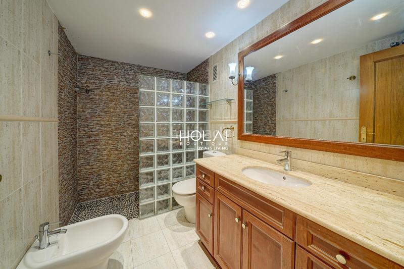 Foto 157b675e-9791-4f38-a0d1-d8b1f88d9b9f. Piso venta de piso en Valterna 4 habitaciones piscina en Paterna