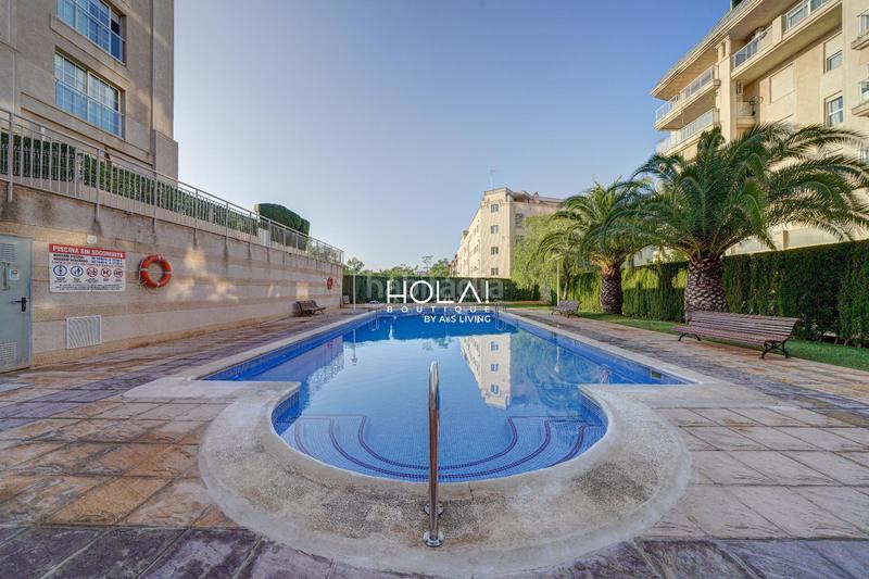 Foto 85fdb602-5e1e-4b50-a084-81325f2ba6b3. Piso venta de piso en Valterna 4 habitaciones piscina en Paterna