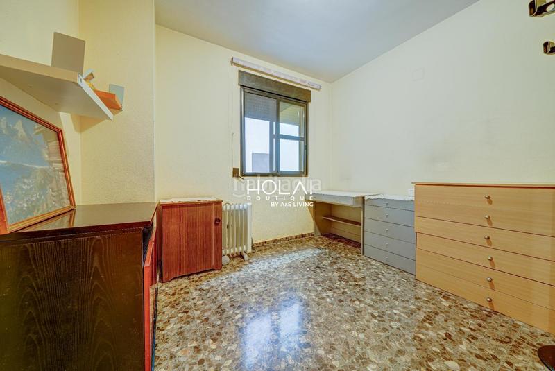 Foto f4bfdfc4-373d-44af-857e-12f512df506b. Piso venta de piso en Valterna 4 habitaciones piscina en Paterna
