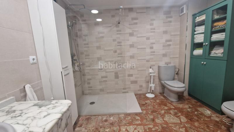 Foto 9070e12b-9e33-4f0d-8162-6859383c779f. Casa adosada ideal familias! casa adosada con piscina , cerca de todos los servicios. en Pineda de Mar