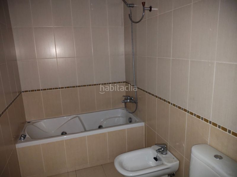 Foto 677356ce-4dfa-456d-a8ca-2c14836c7652. Pis a carretera d'olot 6 a Ripoll