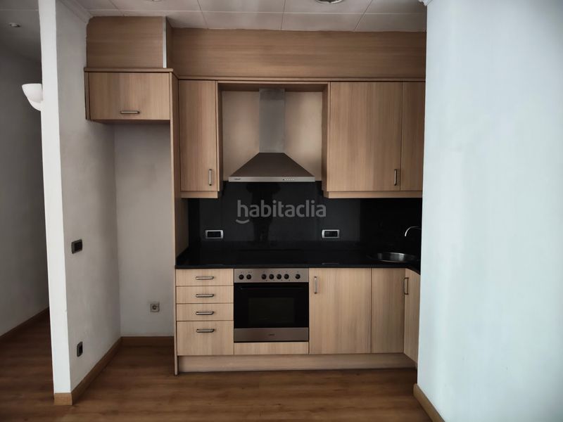 Foto a43d94c1-f6d5-4fd0-87cd-10eed8162627. Pis a carretera d'olot 6 a Ripoll