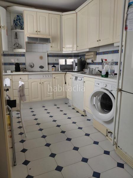 Foto 517049e3-f124-46eb-a706-64375f14c907. Appartamento con parcheggio in San Bartolomé Sevilla