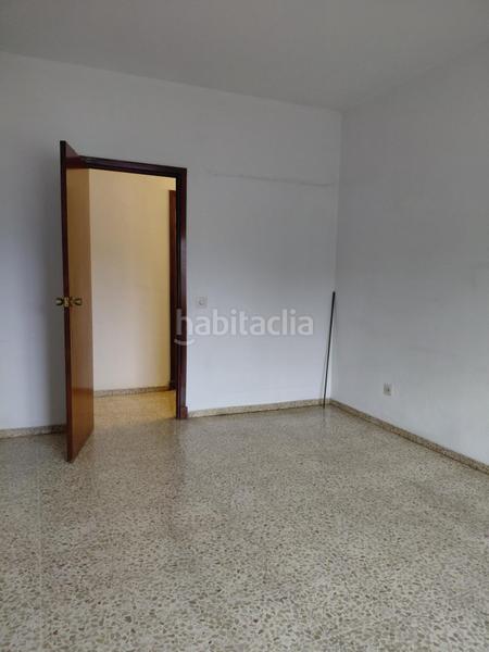 Foto 22b5034a-3700-433d-82a4-8fb00e9785e8. Appartamento in sector sur - la palmera - reina mercedes Sevilla