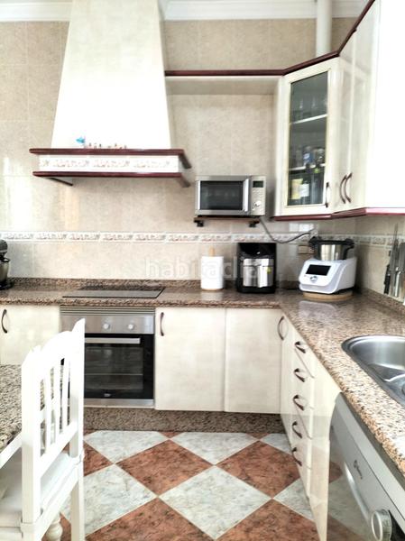 Foto 18f24a8a-251a-4780-af86-06c3b32ef51a. Casa amb aparcament a Carmona