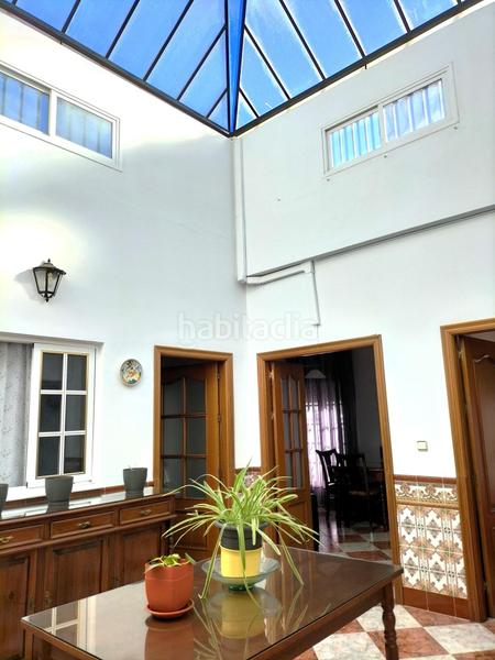 Foto 813a530d-9f56-4fec-b6a8-c61ebe40a79a. Casa amb aparcament a Carmona