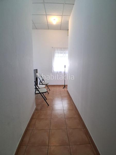 Foto 99f68c14-e7fb-42a0-afe7-b2a56e94183c. Casa amb aparcament a Carmona