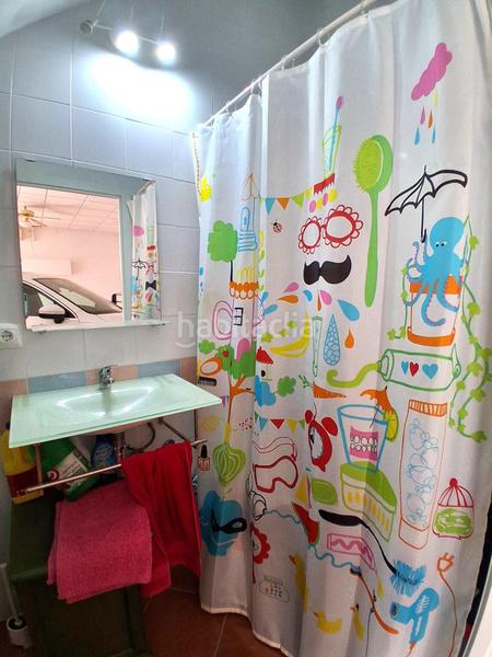 Foto b562b4c3-b2f3-401a-83a3-68328092d76e. Casa amb aparcament a Carmona