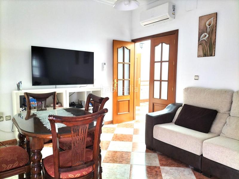 Foto efaba356-968f-42e8-82b2-e68d5878e05d. Casa amb aparcament a Carmona