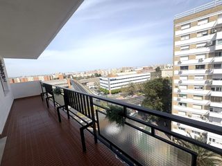 Etagenwohnung in San Pablo. Venta de amplio piso en nervión