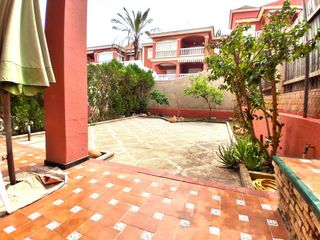Appartement à Coto. Piso en planta baja con patio en zona coto matalascañas