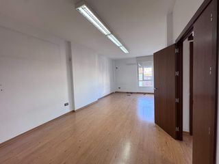 Location Bureau  Calle imagen. Oficina en alquiler en pleno centro de sevilla  calle imagen