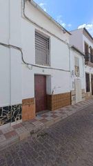 Semi detached house in Alcalá del Río. Casa adosada en alcalá del rio