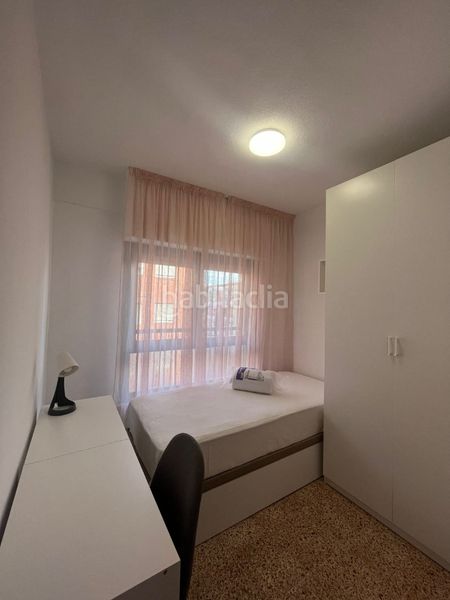 Foto bd8a3e20-00ad-4be0-878b-c18c1fbab7db. Pis a Los Ángeles Alicante