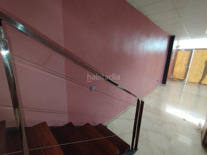 Foto 76cf133c-081a-4f98-8197-0da734b6f61a. Alquiler local comercial  en alquiler en glorieta rodolfo llopis en Alicante